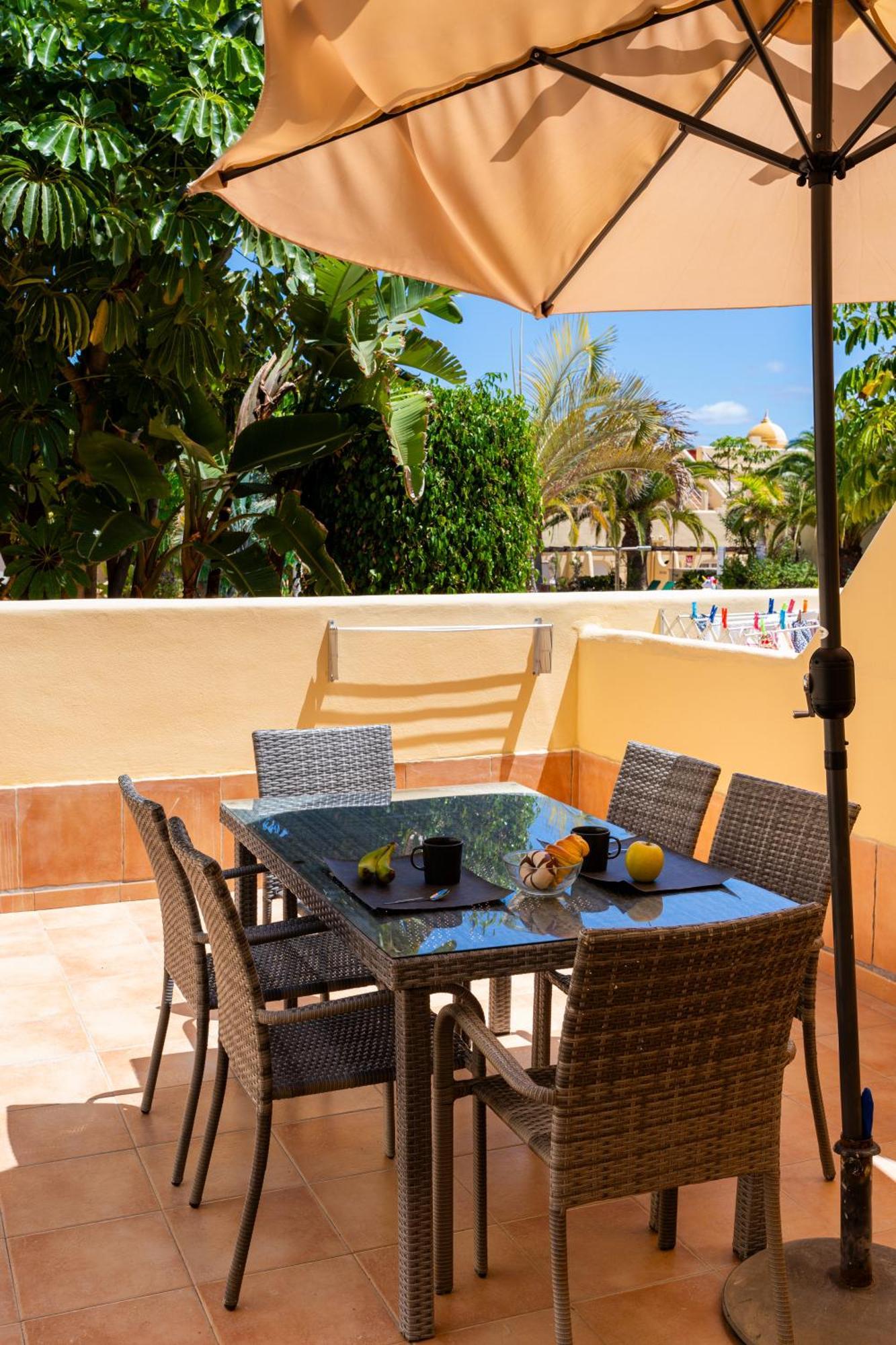 Villas Y Apartamentos El Sultan Corralejo Exterior foto