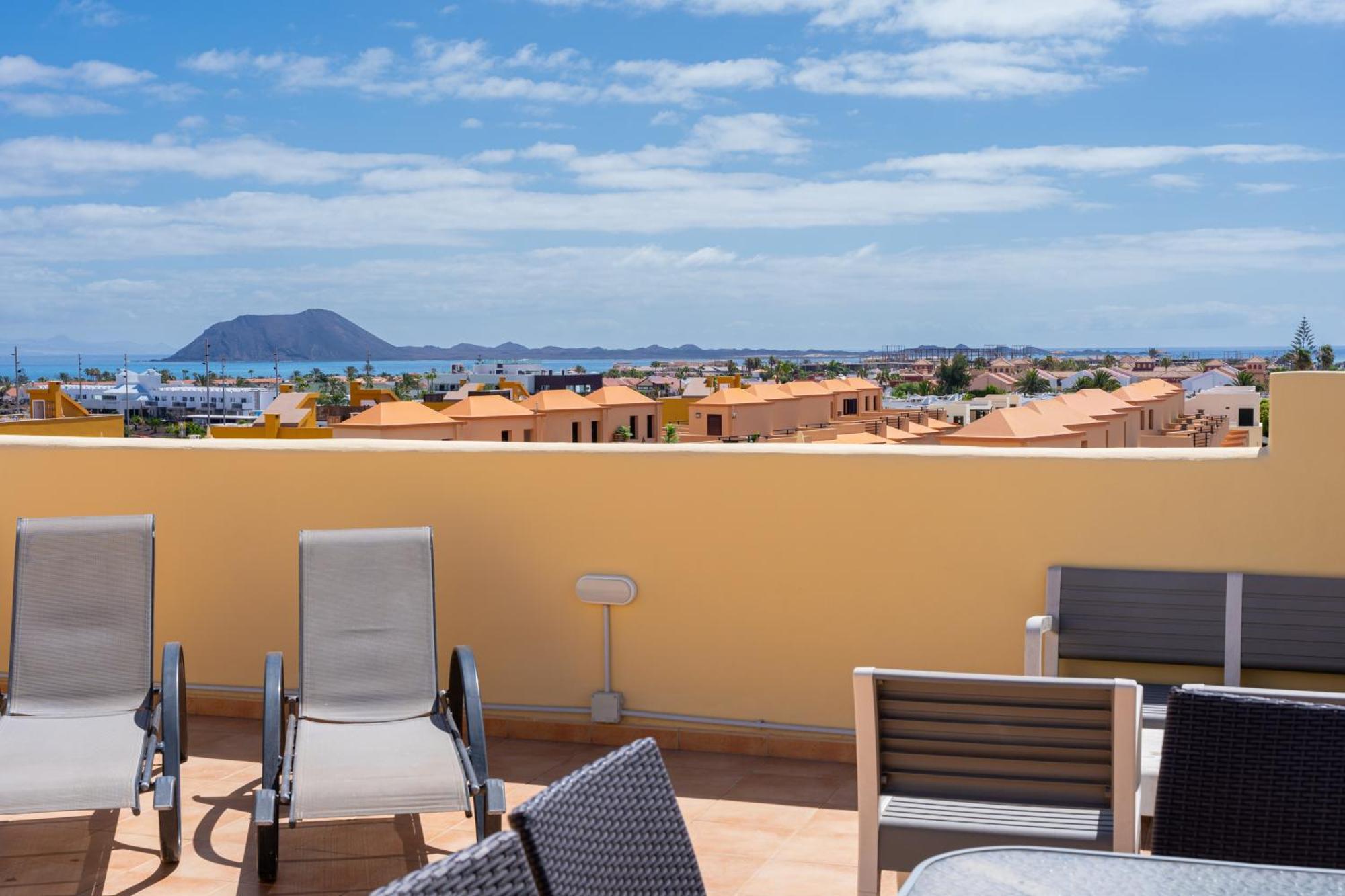 Villas Y Apartamentos El Sultan Corralejo Exterior foto